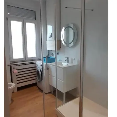 Chambre Lumineuse Les Chambres Bannacker 25 M2 Centre & Gare A Pied ホームステイ *